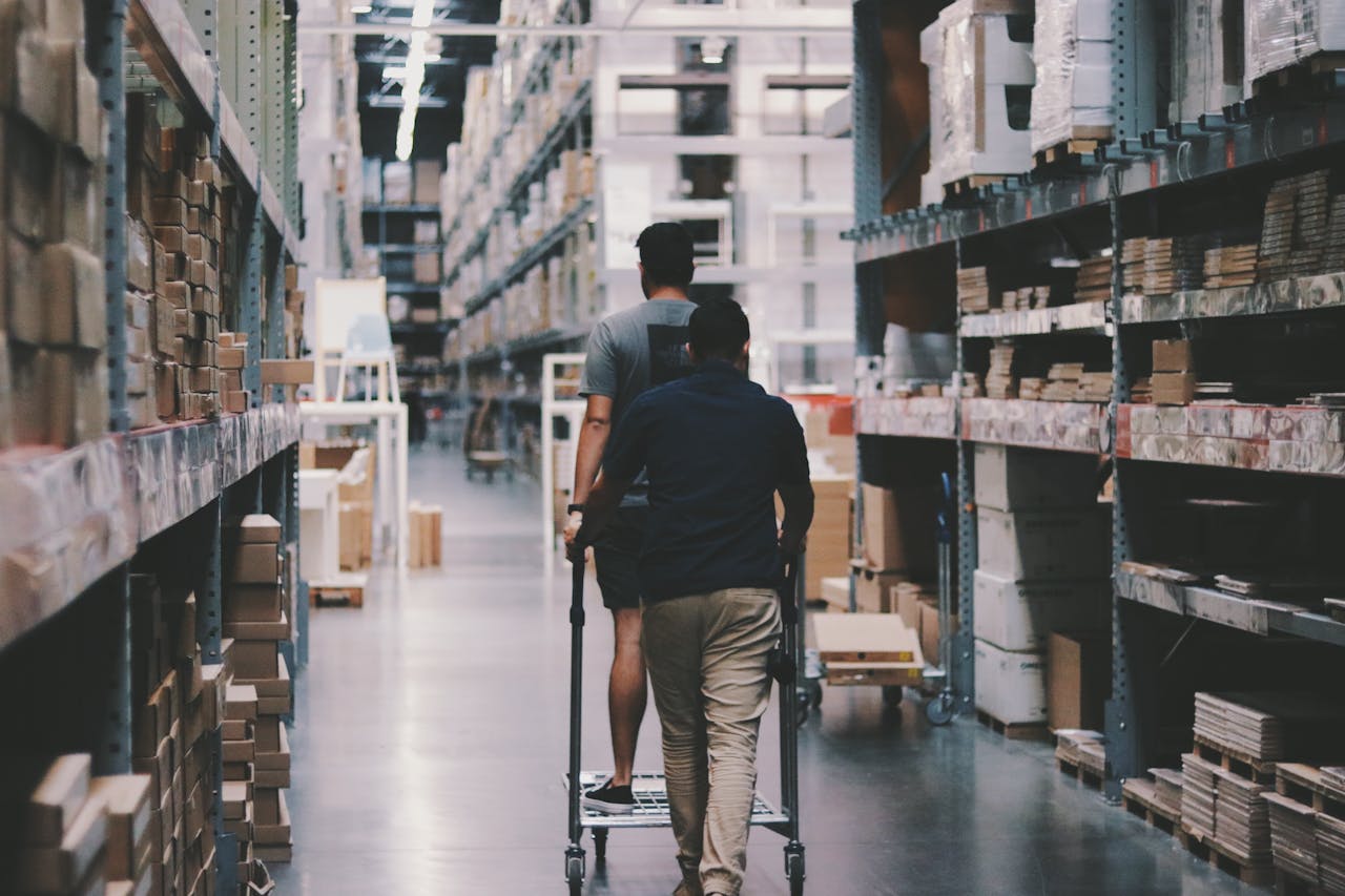 warehousing service in canada